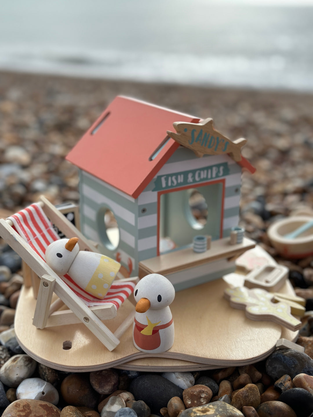 Merrywood Tales Bundle - Kitty's Van, Robin's Nest Box, Penny Windmill, Sandy's Beach hut