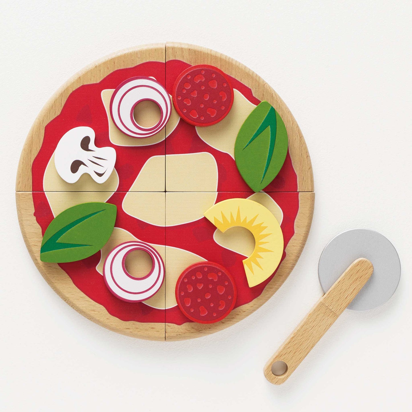Le Toy Van Pizza and Toppings with Slice Cutter