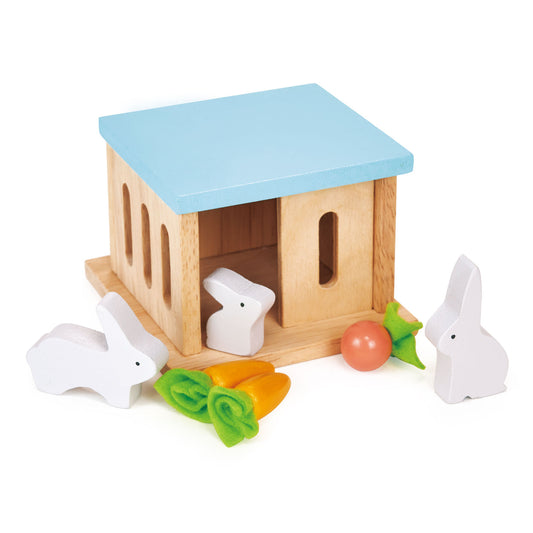 Mentari Dolls House Rabbit Hutch Pet Set