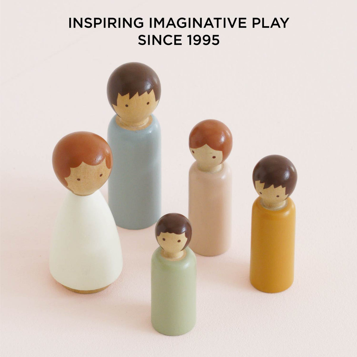 Le Toy Van Dubois Family Doll Set