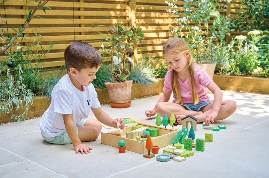 Tender Leaf Toys Little Garden Designer